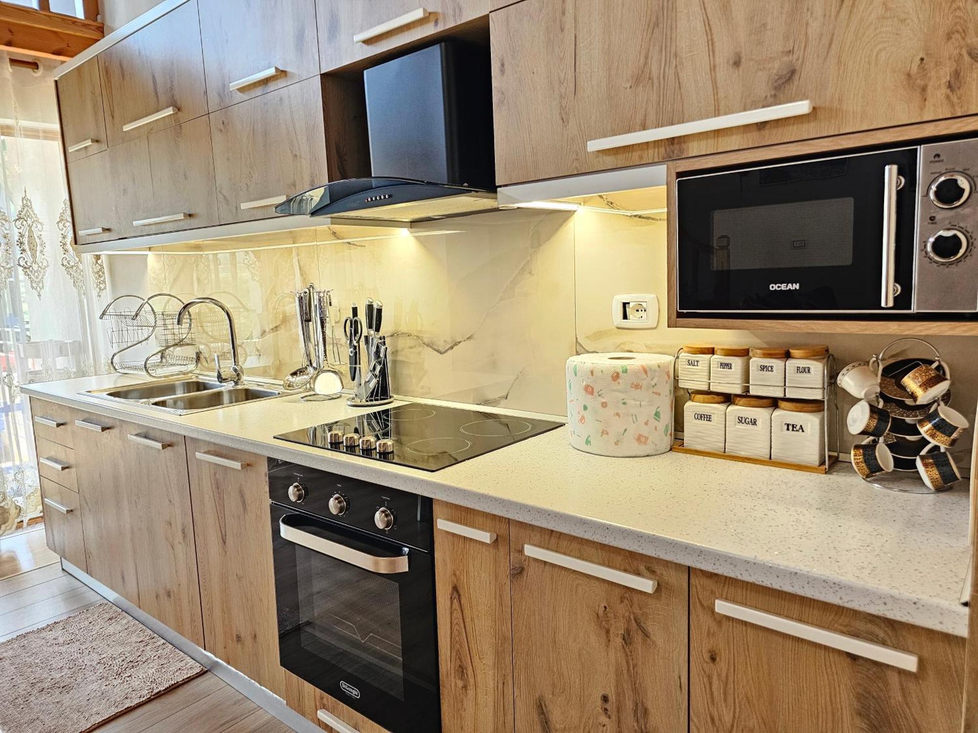 River Escape - Private Beach, Scenic View & Bbq *
