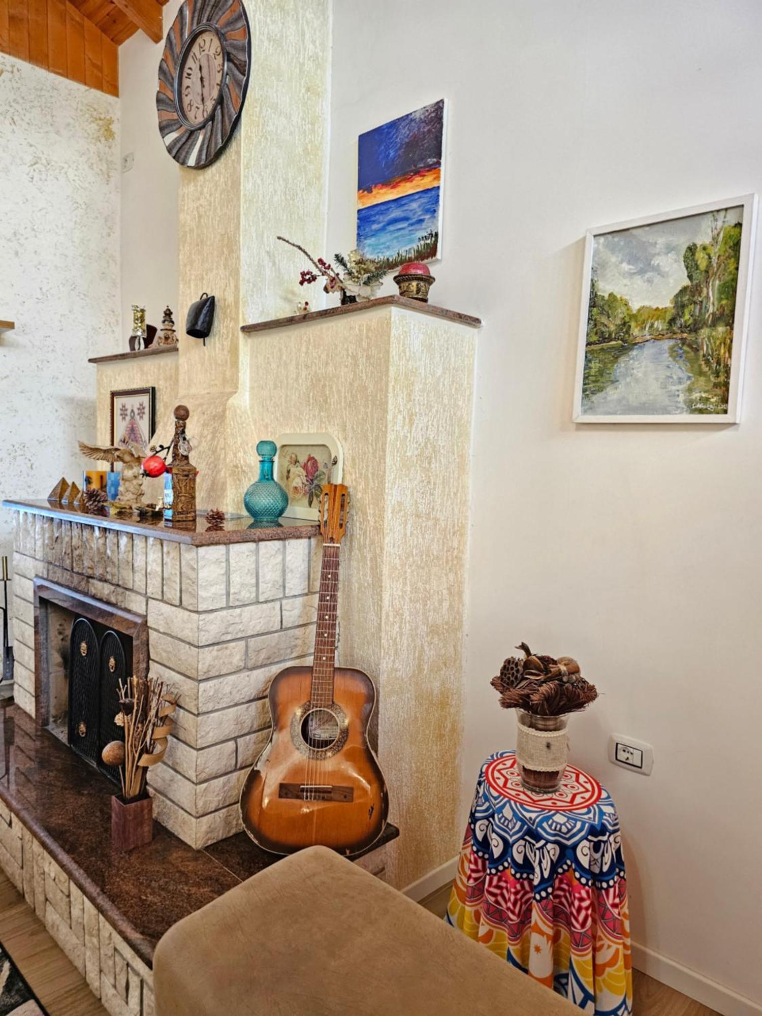 River Escape - Private Beach, Scenic View & Bbq * Tepelene